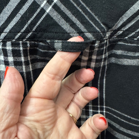 DULUTH TRADING CO Ladies Free Swinging Flannel with Split Tail Size L - Picture 7 of 11